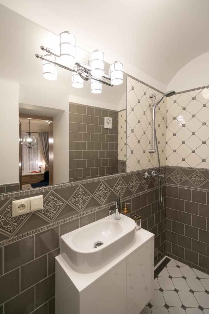 Apartment Luxury In Pilies Street Vilnius