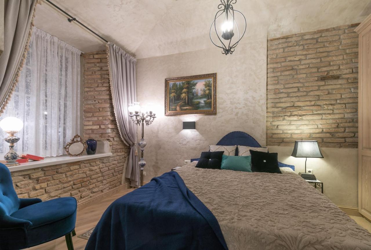 Apartment Luxury In Pilies Street Vilnius